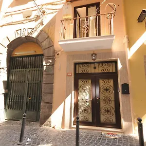 Apartament Look House, Neapol