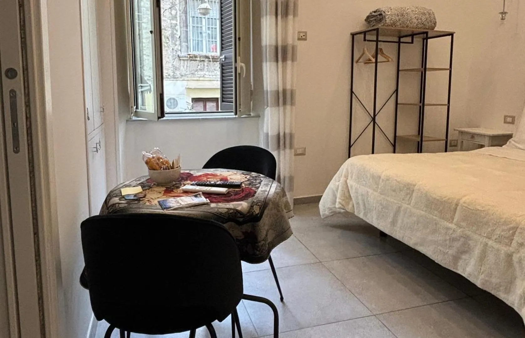 Alex Beb Bed & Breakfast Naples